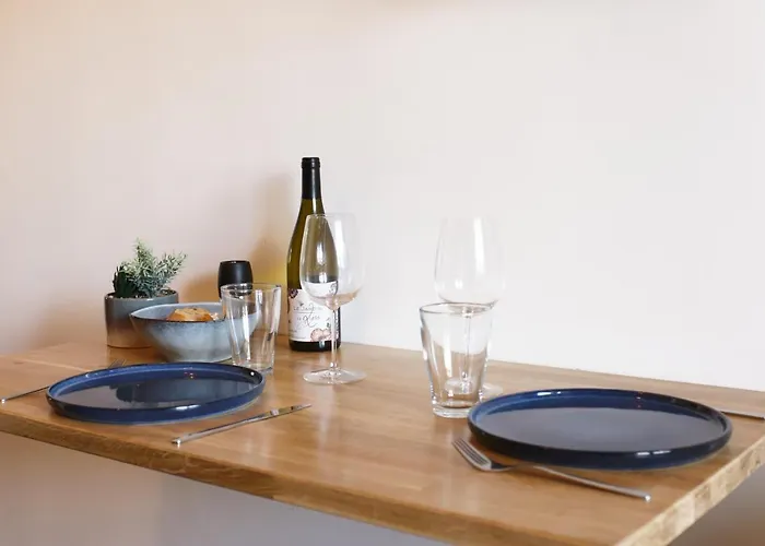 L'écrin, Studio Cosy, MBS, Wifi, Parking, Clim